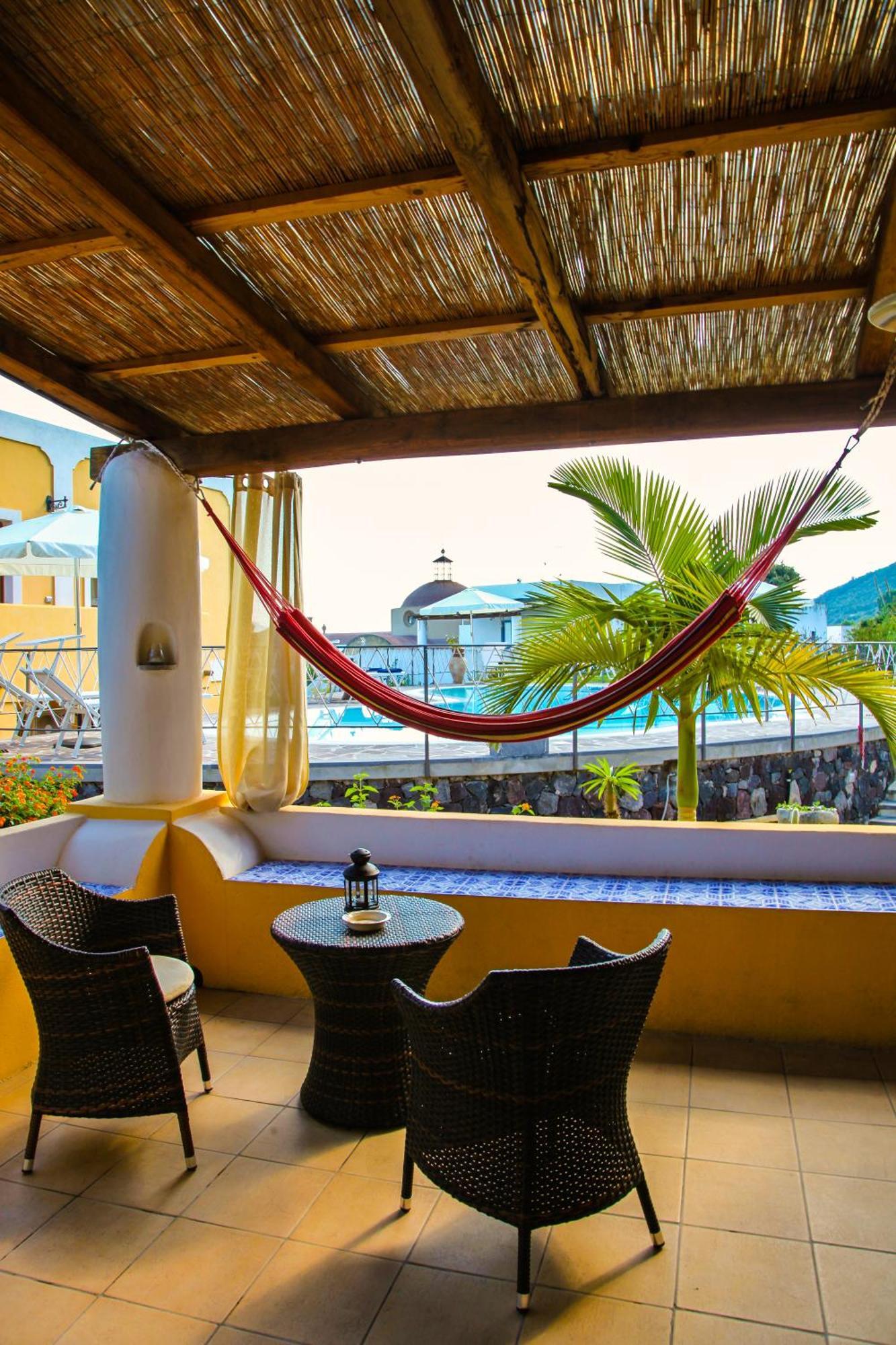 Hotel Arcangelo - Salina Santa Marina Salina Buitenkant foto