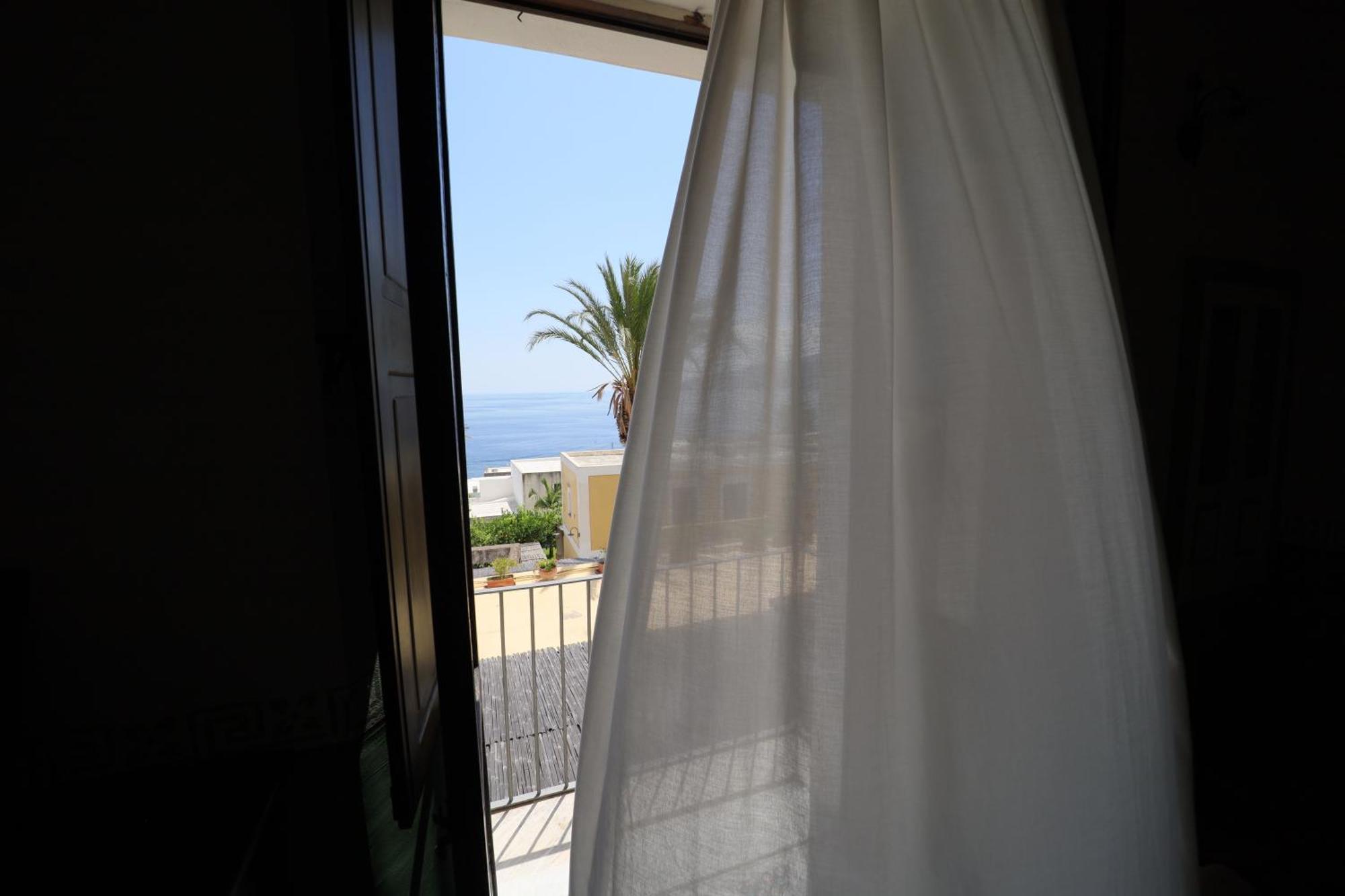 Hotel Arcangelo - Salina Santa Marina Salina Buitenkant foto