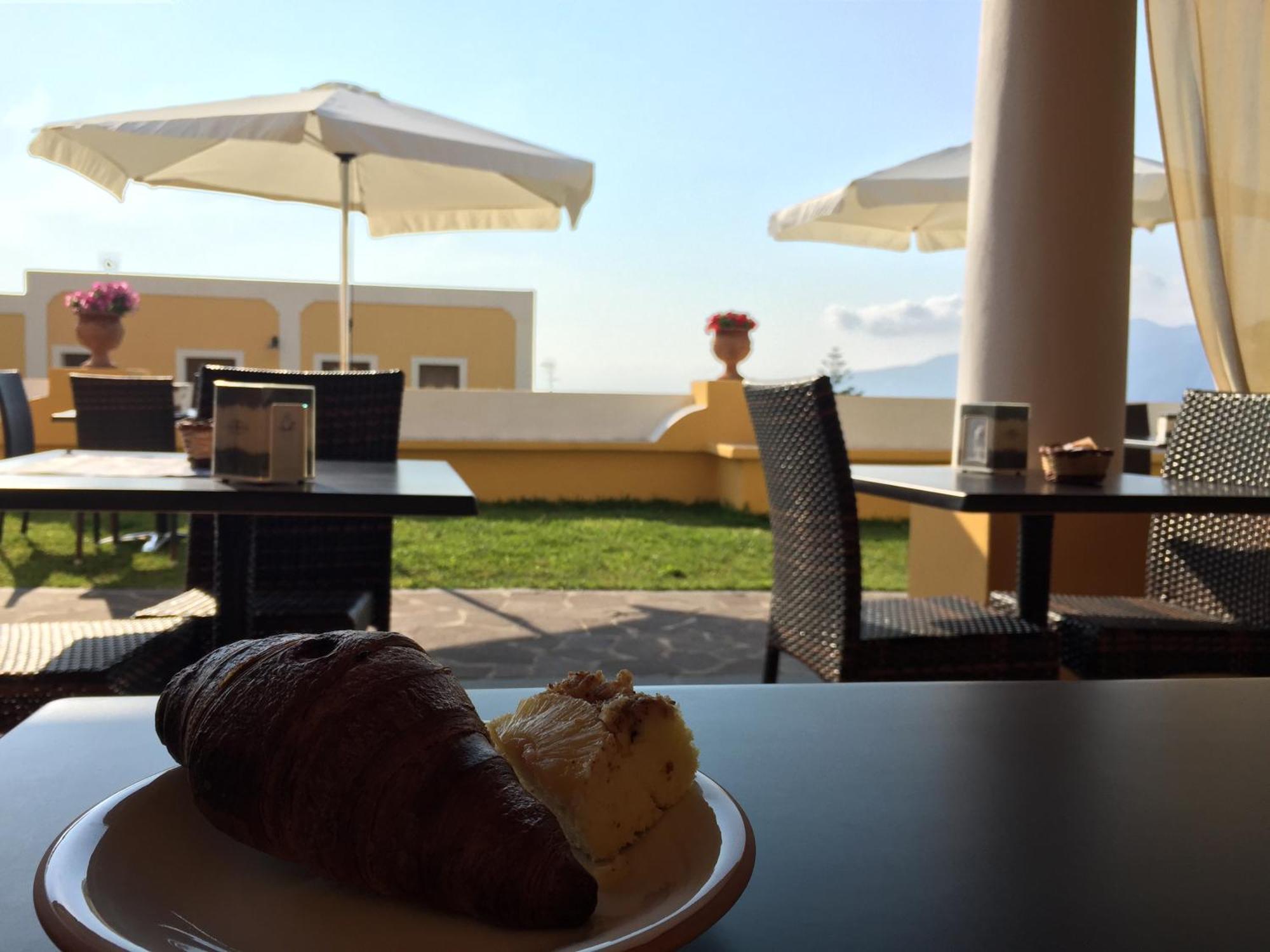 Hotel Arcangelo - Salina Santa Marina Salina Buitenkant foto