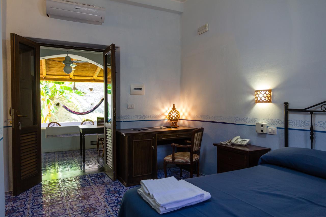 Hotel Arcangelo - Salina Santa Marina Salina Buitenkant foto