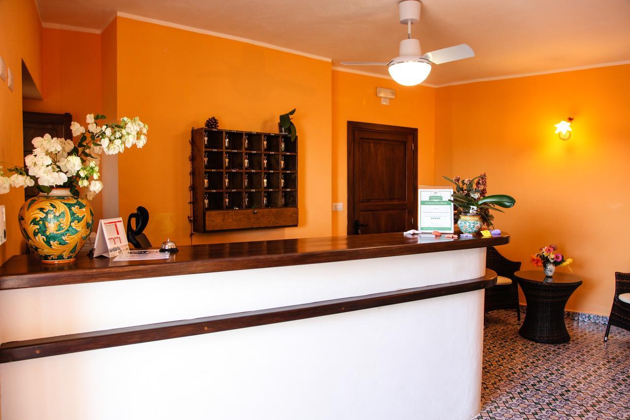 Hotel Arcangelo - Salina Santa Marina Salina Buitenkant foto